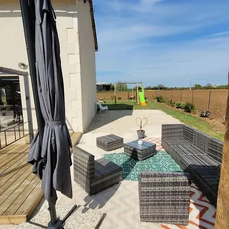 Maison Poitevine 9/10 Personnes 度假居